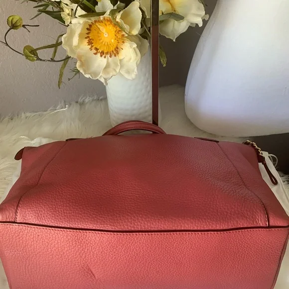 NWOT Coach Ava Chain Refined Red Pebble
Leather Tote Bag Carryall - Picture 3 of 15